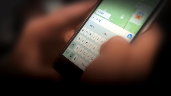 WhatsApp 发送消息示例